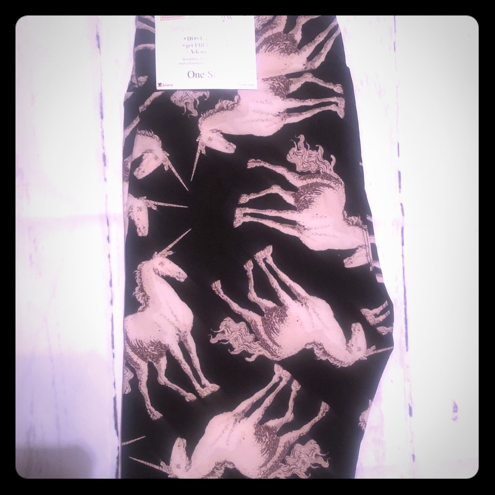BNWT LuLaRoe OS Black & White Unicorn Leggings